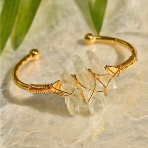 CRYSTAL CUFF BRACELET